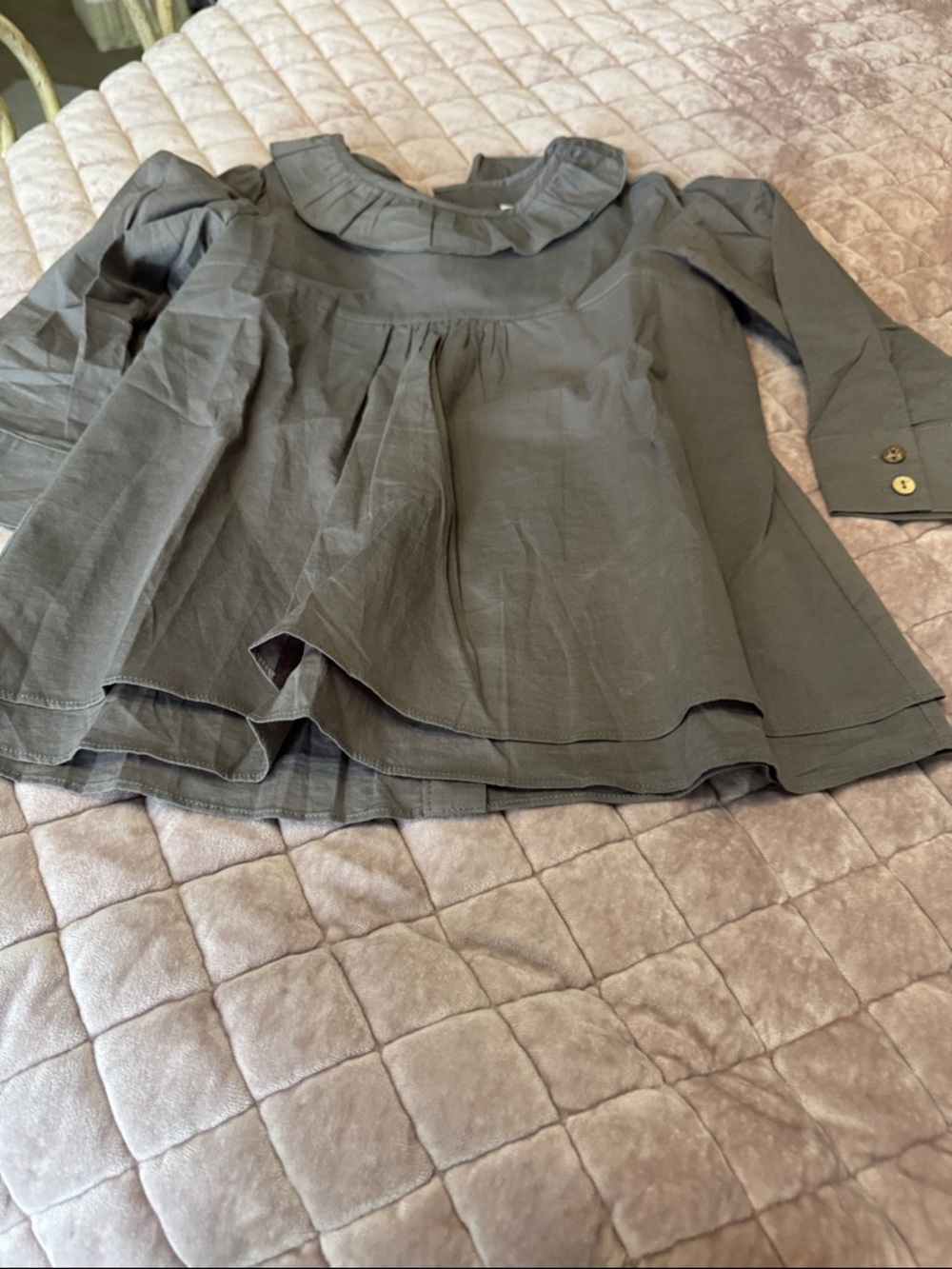Neige Girls' Long-Sleeve Ruffle Yoke Top - Gray